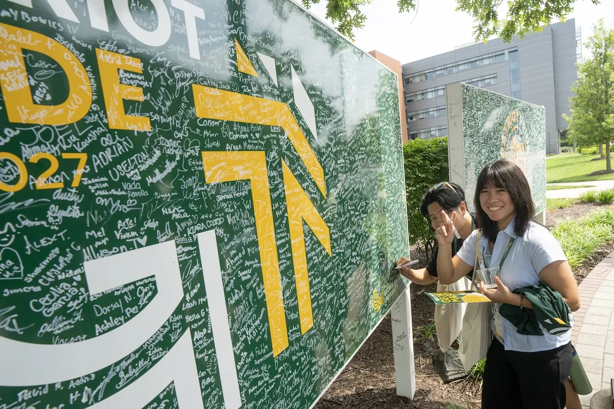 New Student and Family Programs hosts the new student orientation on the Fairfax Campus.