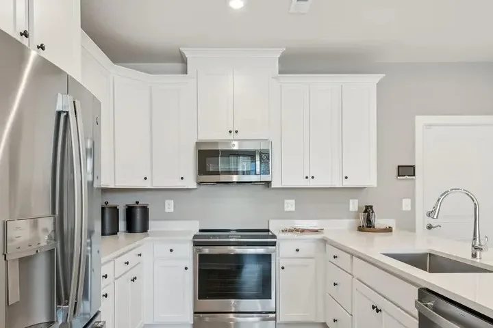 The townhomes feature newly full-finished kitchen with all major appliances.